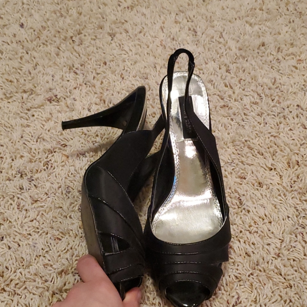 Black Wedges
